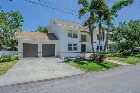 Casa en venta en Tampa, Florida, 4 dormitorios, 267.56 m2 № 1673420 - foto 7