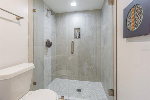 Casa en venta en Tampa, Florida, 4 dormitorios, 267.56 m2 № 1673420 - foto 5