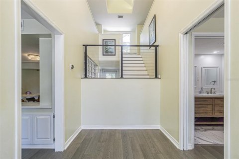 Casa en venta en Tampa, Florida, 4 dormitorios, 267.56 m2 № 1673420 - foto 9