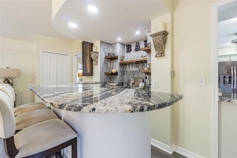 Casa en venta en Tampa, Florida, 4 dormitorios, 267.56 m2 № 1673420 - foto 4
