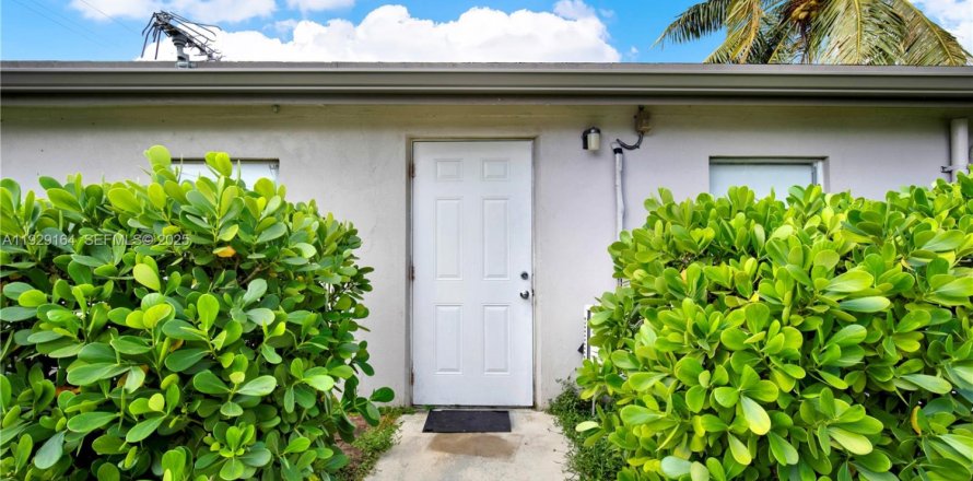 Immobilier commercial à Homestead, Floride 1 chambre, 74.32 m2 № 1987551