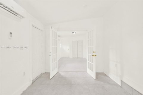 Immobilier commercial à louer à Homestead, Floride: 1 chambre, 74.32 m2 № 1987551 - photo 9