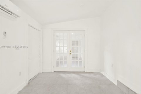 Immobilier commercial à louer à Homestead, Floride: 1 chambre, 74.32 m2 № 1987551 - photo 8