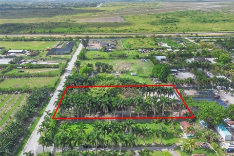 Propiedad comercial en venta en Miami, Florida № 1694551 - foto 4