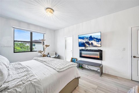 Купить виллу или дом в Хомстед, Флорида 4 спальни, 237.46м2, № 2189511 - фото 22