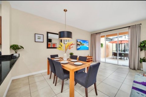 Adosado en venta en Kissimmee, Florida, 2 dormitorios, 125.42 m2 № 2149016 - foto 7