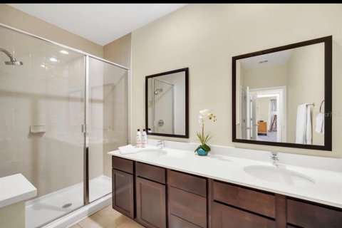 Adosado en venta en Kissimmee, Florida, 2 dormitorios, 125.42 m2 № 2149016 - foto 14