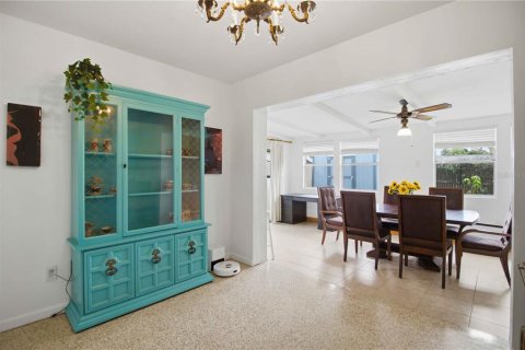 Casa en venta en Sarasota, Florida, 3 dormitorios, 142.79 m2 № 2223341 - foto 12