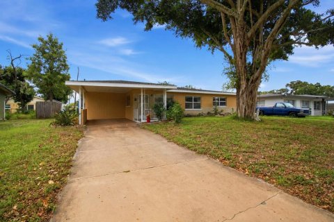 Casa en venta en Sarasota, Florida, 3 dormitorios, 142.79 m2 № 2223341 - foto 2