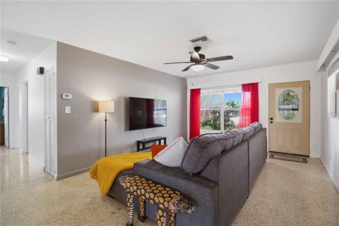 Casa en venta en Sarasota, Florida, 3 dormitorios, 142.79 m2 № 2223341 - foto 7