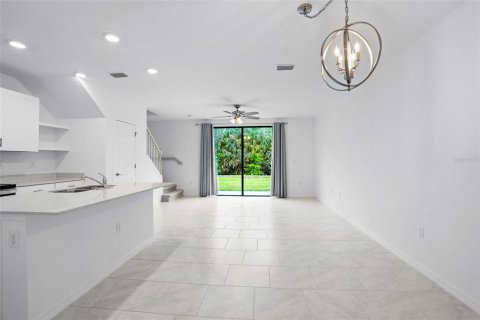 Adosado en venta en Fort Myers, Florida, 3 dormitorios, 128.02 m2 № 1516170 - foto 12