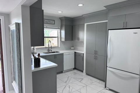 Condominio en venta en Sunrise, Florida, 2 dormitorios, 95.69 m2 № 2088259 - foto 7