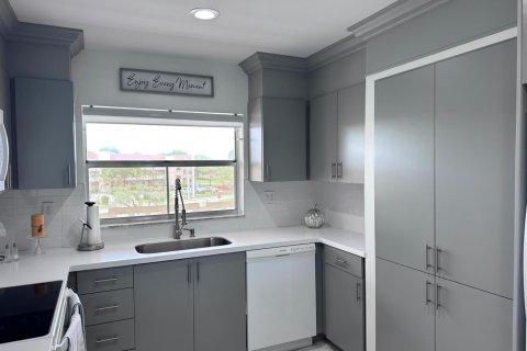 Condominio en venta en Sunrise, Florida, 2 dormitorios, 95.69 m2 № 2088259 - foto 8