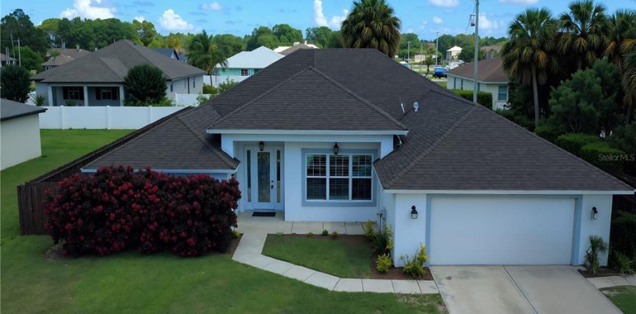 House in Saint Lucie, Florida 4 bedrooms, 203.27 sq.m. № 1899544
