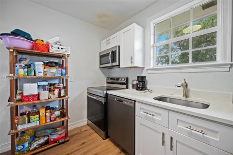 Casa en venta en Jupiter, Florida, 2 dormitorios, 72.46 m2 № 1991836 - foto 16