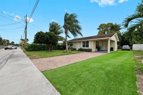 Casa en venta en Jupiter, Florida, 2 dormitorios, 72.46 m2 № 1991836 - foto 6