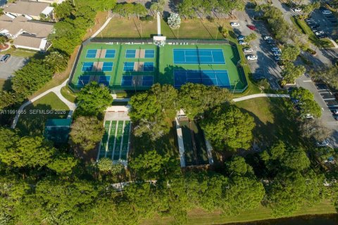 Снять в аренду виллу или дом в Порт-Сент-Луси, Флорида 3 спальни, 167.69м2, № 2052389 - фото 14