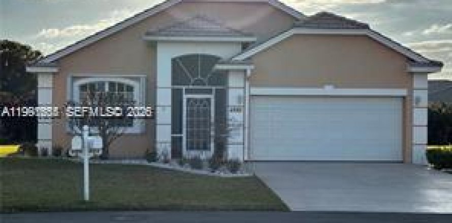 Дом в Порт-Сент-Луси, Флорида 3 спальни, 167.69м2 № 2052389