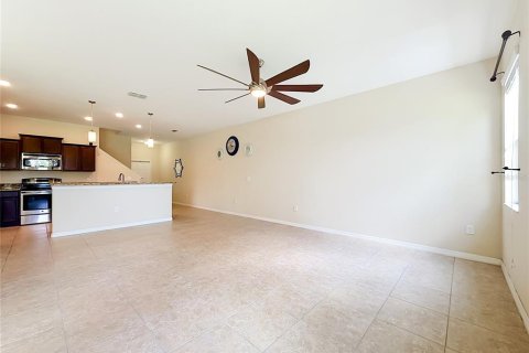 Townhouse in Orlando, Florida 3 bedrooms, 218.51 sq.m. № 2208023 - photo 11