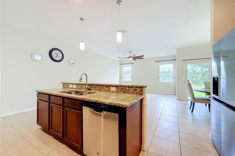 Townhouse in Orlando, Florida 3 bedrooms, 218.51 sq.m. № 2208023 - photo 7