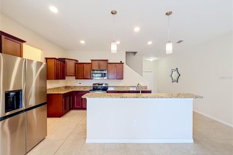 Townhouse in Orlando, Florida 3 bedrooms, 218.51 sq.m. № 2208023 - photo 8