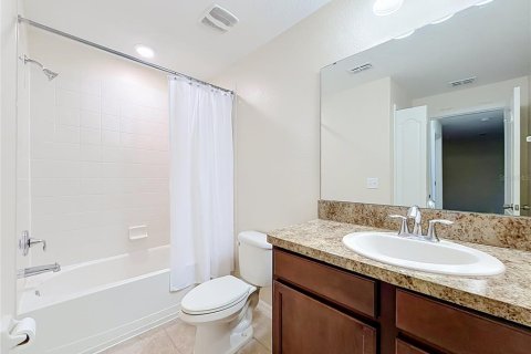 Townhouse in Orlando, Florida 3 bedrooms, 218.51 sq.m. № 2208023 - photo 21