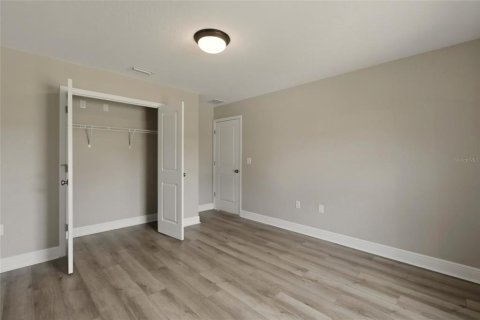 House in Sebring, Florida 4 bedrooms, 164.72 sq.m. № 2220933 - photo 30