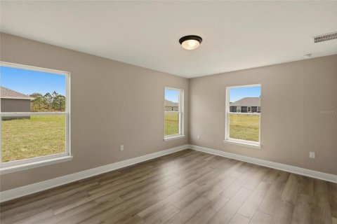 House in Sebring, Florida 4 bedrooms, 164.72 sq.m. № 2220933 - photo 12