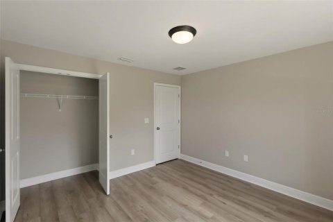 House in Sebring, Florida 4 bedrooms, 164.72 sq.m. № 2220933 - photo 22