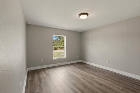 House in Sebring, Florida 4 bedrooms, 164.72 sq.m. № 2220933 - photo 28