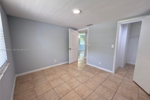 Casa en alquiler en West Palm Beach, Florida, 2 dormitorios, 102.19 m2 № 2077694 - foto 12