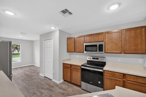 Villa ou maison à vendre à Port St. Lucie, Floride: 3 chambres, 144.18 m2 № 2397974 - photo 14