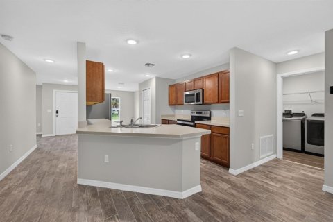 Villa ou maison à vendre à Port St. Lucie, Floride: 3 chambres, 144.18 m2 № 2397974 - photo 12