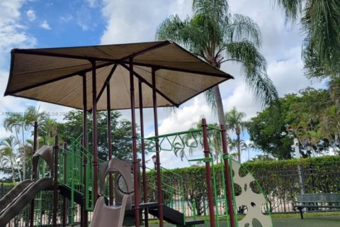 Купить таунхаус в Дейви, Флорида 3 спальни, 153.66м2, № 1963785 - фото 29