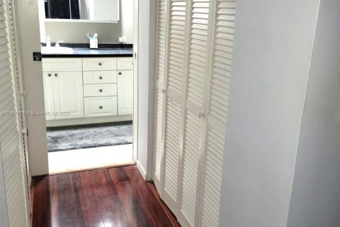 Купить таунхаус в Дейви, Флорида 3 спальни, 153.66м2, № 1963785 - фото 19