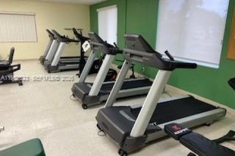 House in West Palm Beach, Florida 1 bedroom, 61.5 sq.m. № 2008274 - photo 19