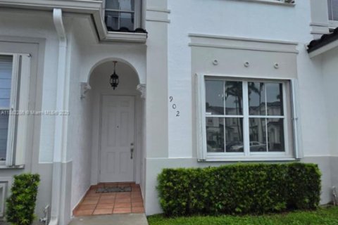 Adosado en alquiler en Doral, Florida, 4 dormitorios, 146.79 m2 № 1931787 - foto 4