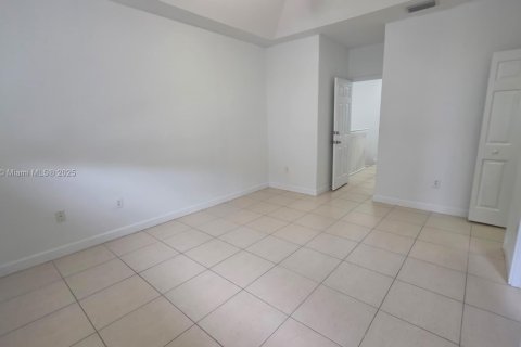 Adosado en alquiler en Doral, Florida, 4 dormitorios, 146.79 m2 № 1931787 - foto 27