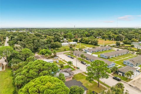 Villa ou maison à vendre à Cocoa, Floride: 3 chambres, 80.27 m2 № 2399478 - photo 26