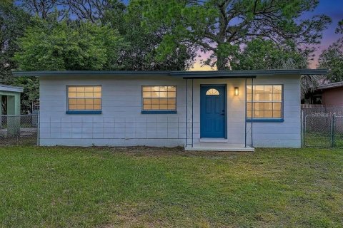 Villa ou maison à Cocoa, Floride 3 chambres, 80.27 m2 № 2399478