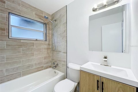 Villa ou maison à vendre à Cocoa, Floride: 3 chambres, 80.27 m2 № 2399478 - photo 23