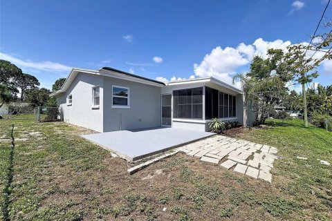 Villa ou maison à vendre à Saint Petersburg, Floride: 3 chambres, 110.74 m2 № 2236519 - photo 24