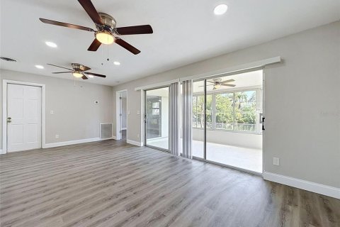 Villa ou maison à vendre à Saint Petersburg, Floride: 3 chambres, 110.74 m2 № 2236519 - photo 7