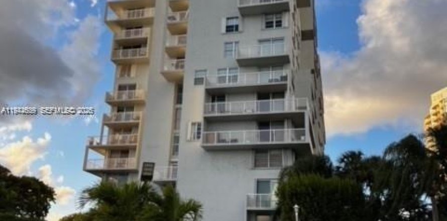 Condo à Miami, Floride, 1 chambre  № 2001347