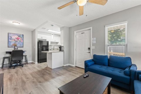 Apartment in Tampa, Florida 3 bedrooms, 145.67 sq.m. № 1903939 - photo 8