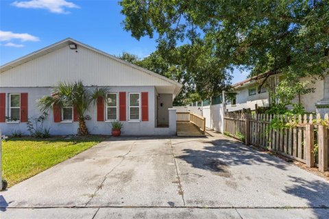 Apartment in Tampa, Florida 3 bedrooms, 145.67 sq.m. № 1903939 - photo 2