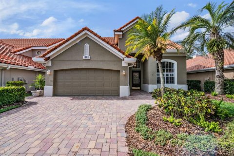 Casa en Lutz, Florida 4 dormitorios, 256.5 m2 № 2231523