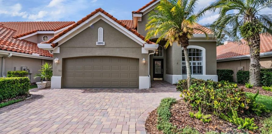Villa ou maison à Lutz, Floride 4 chambres, 256.5 m2 № 2231523