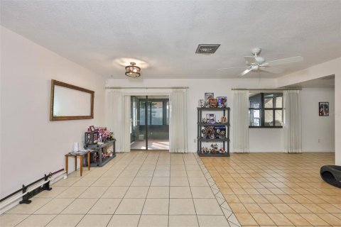 Casa en venta en Saint Petersburg, Florida, 2 dormitorios, 128.86 m2 № 2155580 - foto 7