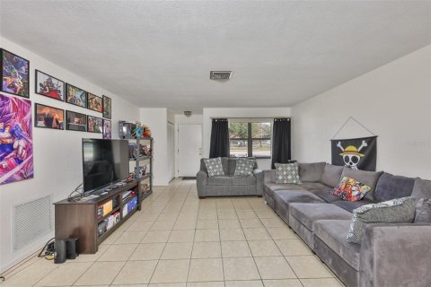 Casa en venta en Saint Petersburg, Florida, 2 dormitorios, 128.86 m2 № 2155580 - foto 3